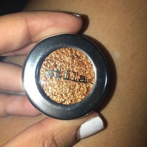 Stila magnificent metal foiled eyeshadow